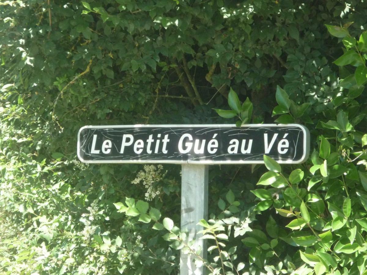 Gite Du Petit Gue Frossay Exterior foto